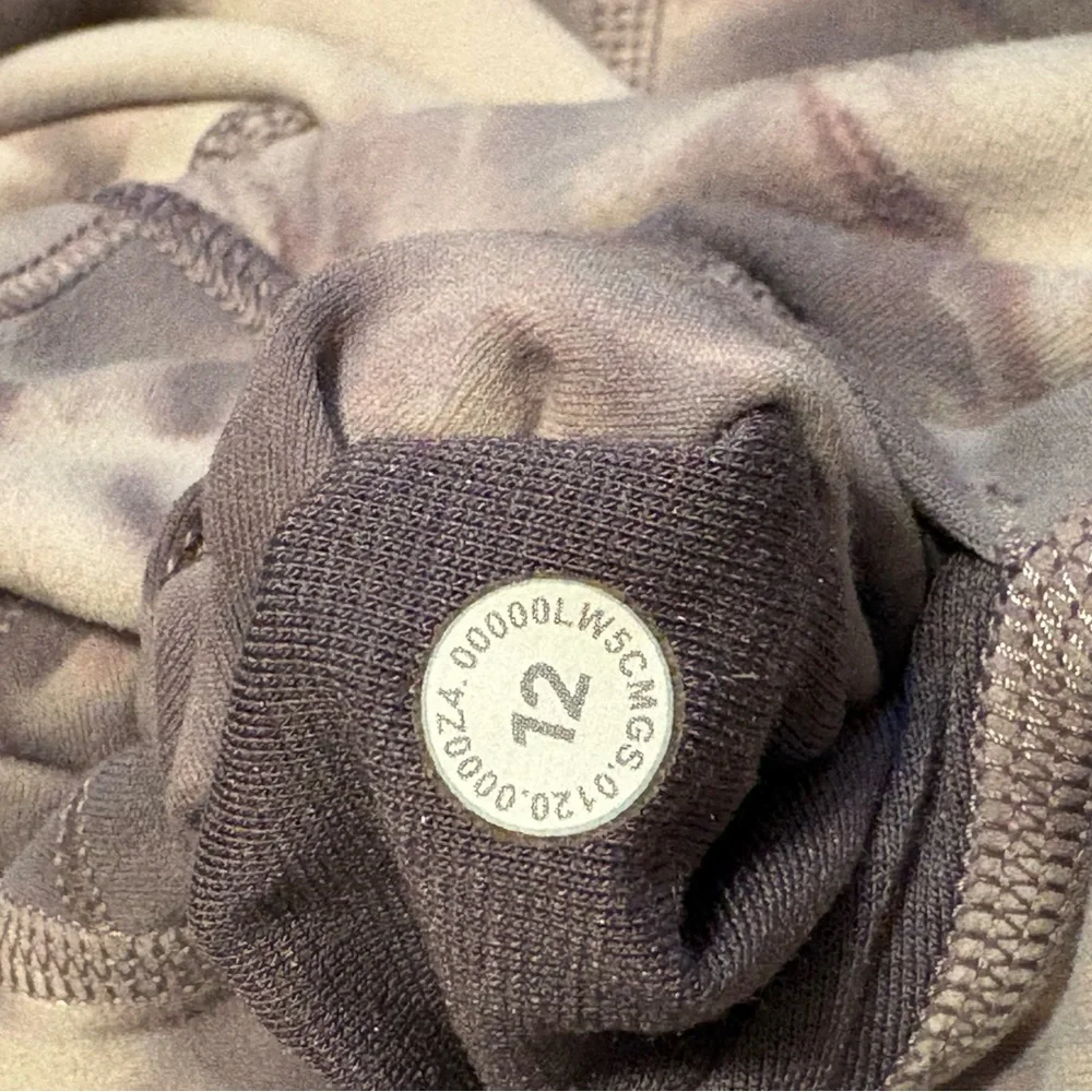 Lululemon Tie Dye High Rise Leggings Size 12 (0835)‎